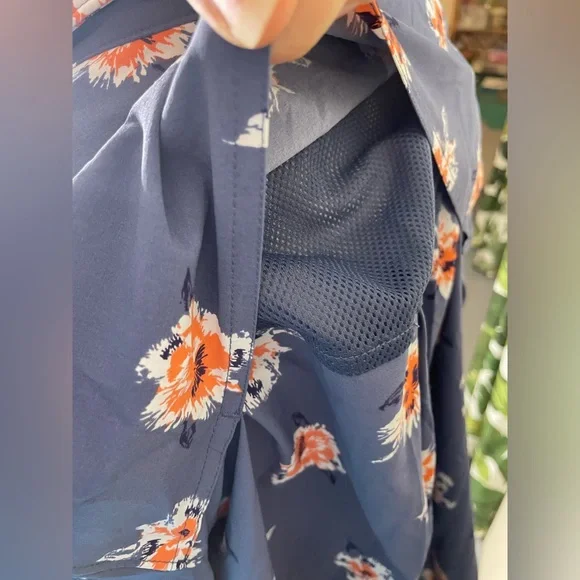 Duluth Women's Flex Sidewinder Long Sleeve Button Down Outdoor Gardener Blouse - Picture 11 of 15